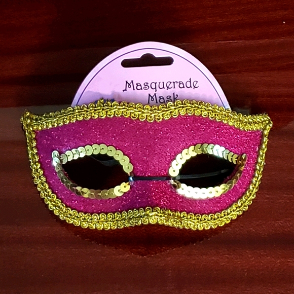 Masquerade Mask - Picture 1 of 2